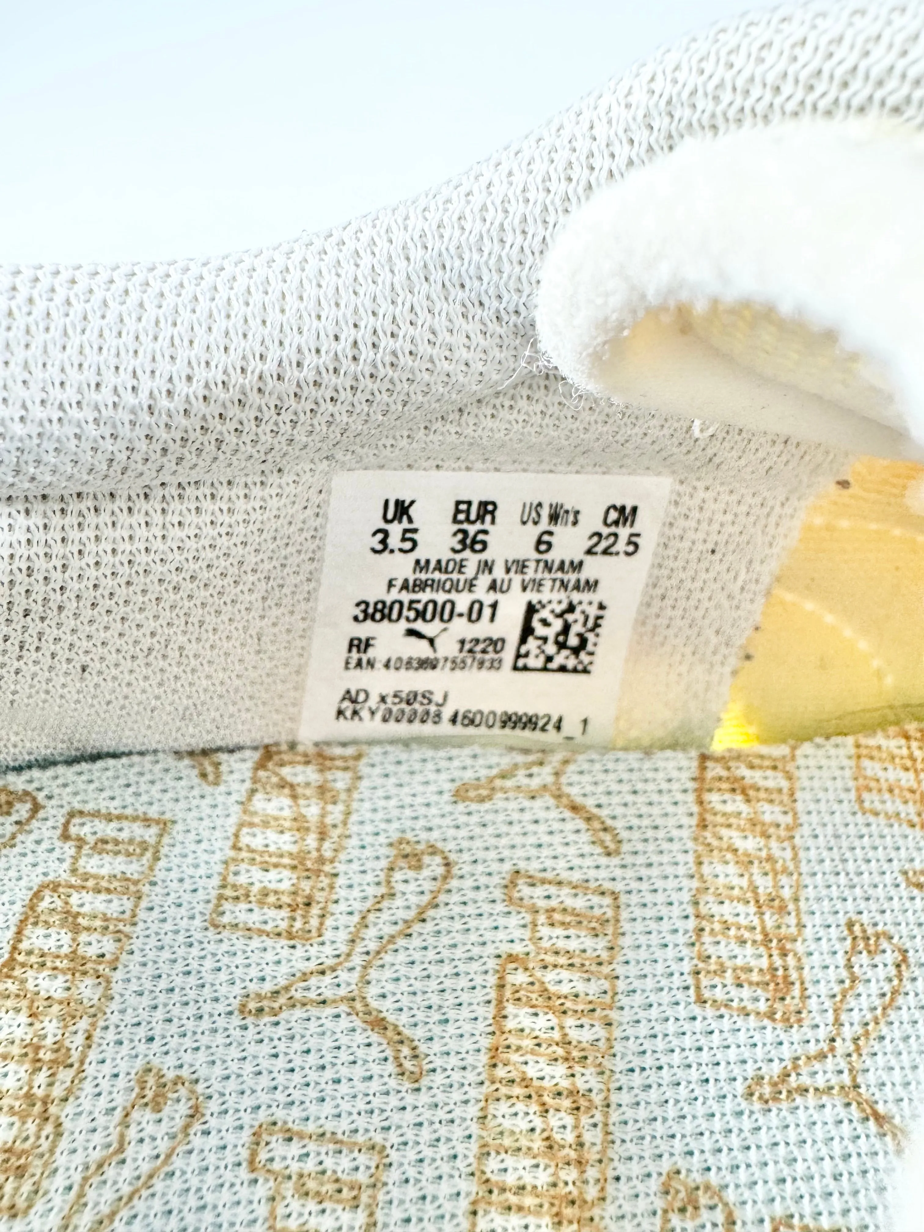 Puma 'Cruise Rider' Gold Sneakers - EU36